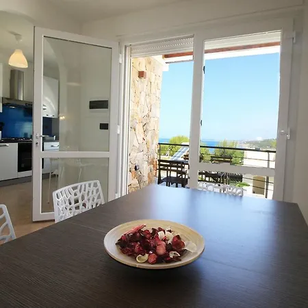 Hébergement de vacances Villetta Gregoriana - Fronte Mare Patù
